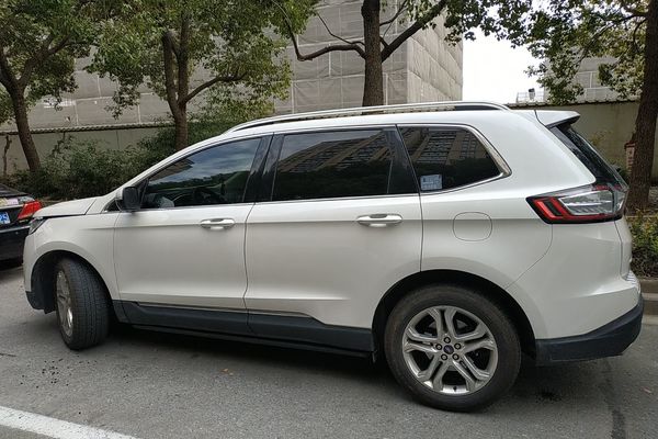 2018 Ford Edge  EcoBoost 245 2WD 7Seats