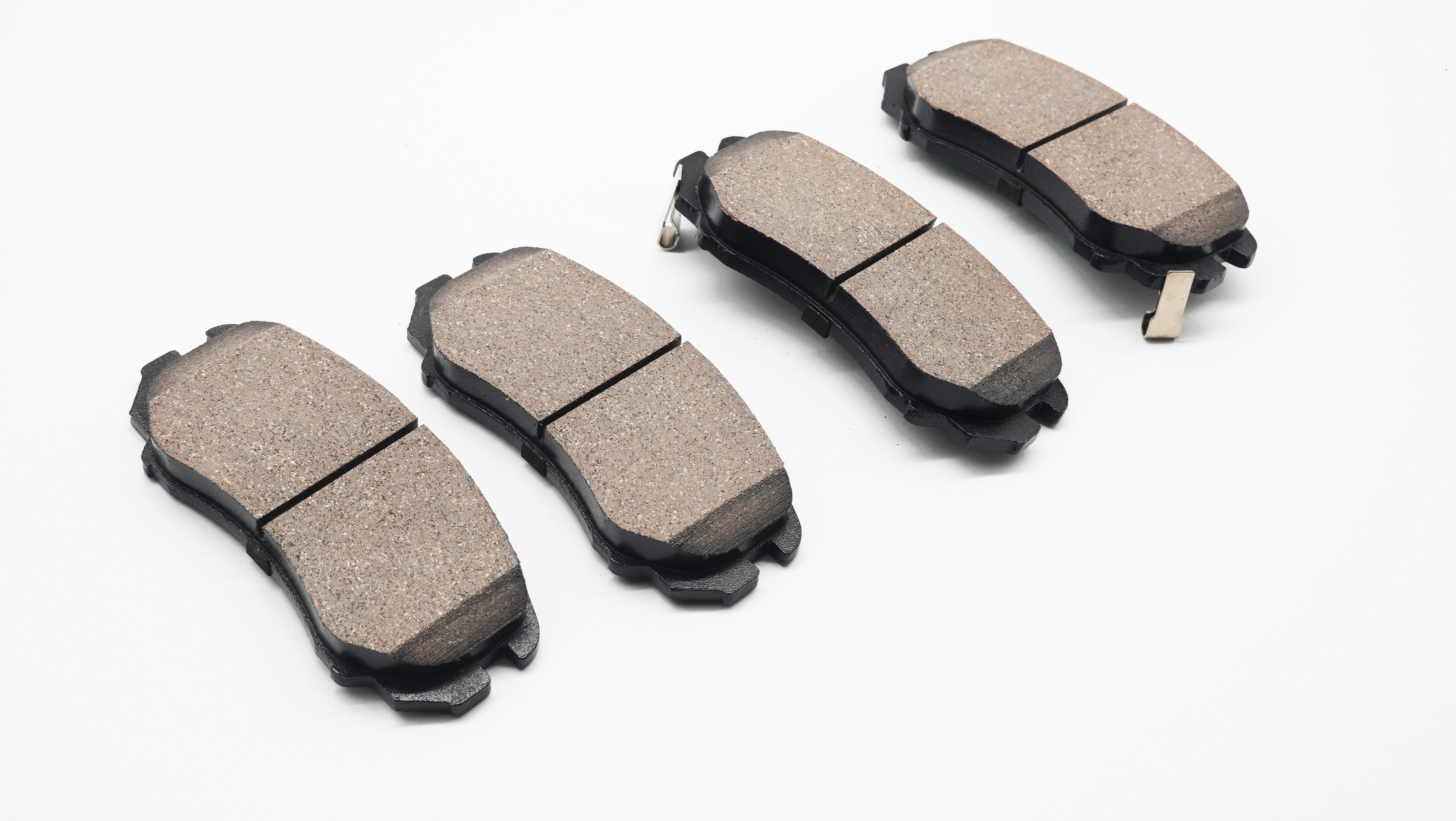 S&T Front brake pad Hot Deals in African High Quality Front brake pad for 2003-2021 Hyundai cars