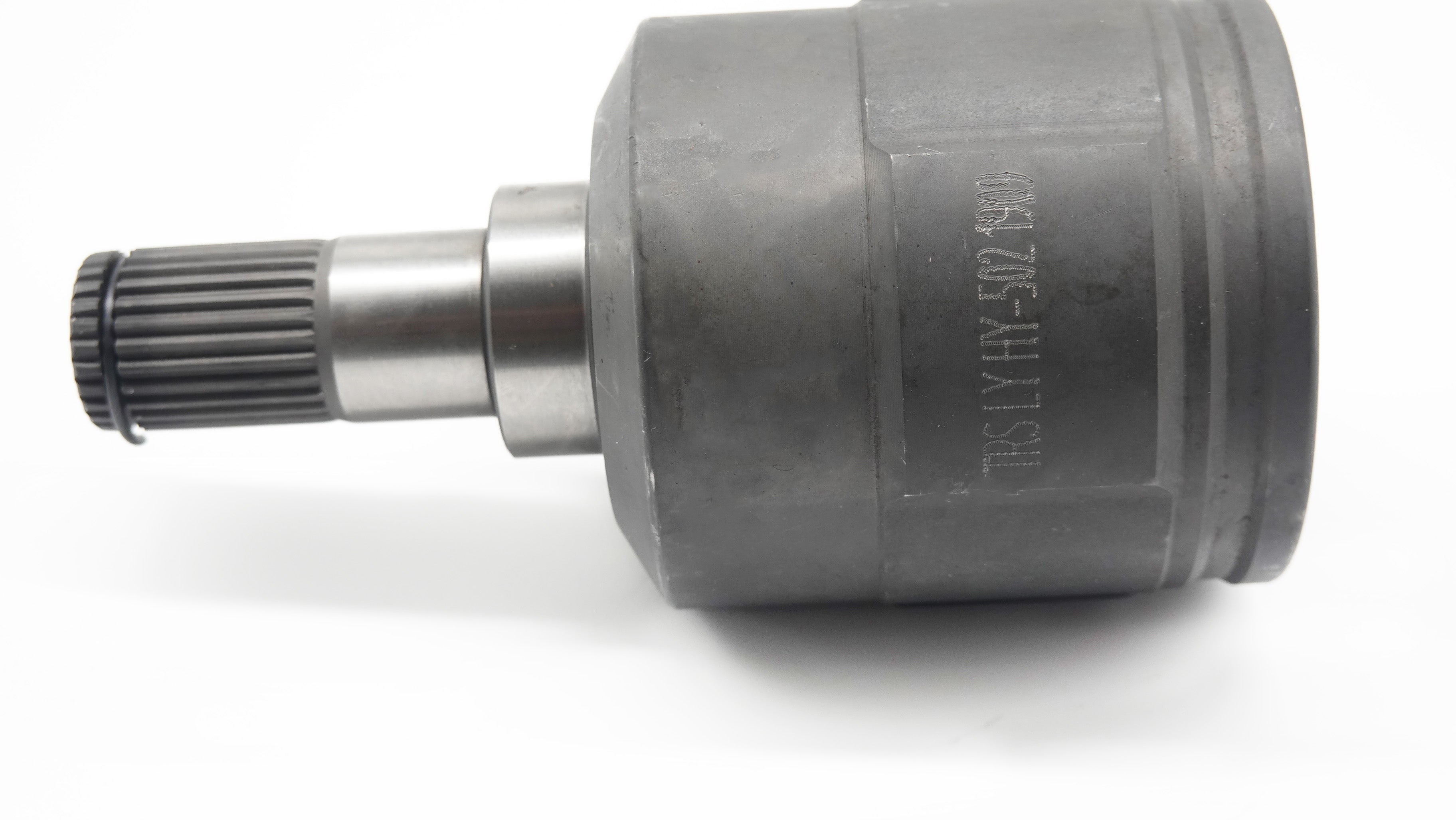 S&T Axle shaft inner CV joint Hot Deals in African High Quality Axle shaft outer CV joint for 2003-2021 Hyundai cars